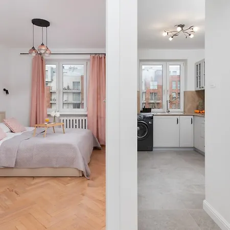 Appartement Stylish & Comfortable With Balcony In Central By Renters *