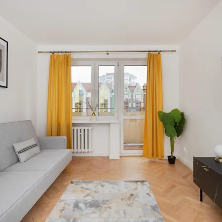 Apartman Stylish & Comfortable With Balcony In Central By Renters